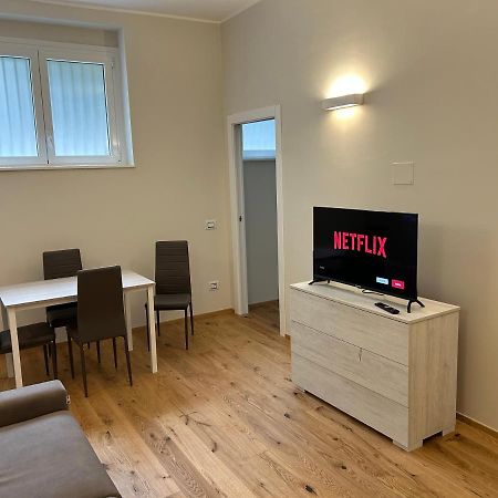 Moscova Luxury Bruno Apartment Milano Esterno foto
