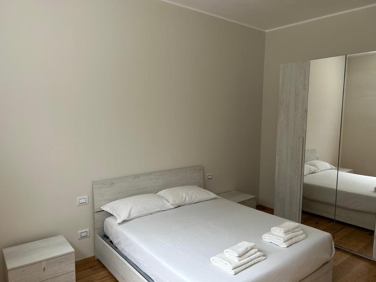 Moscova Luxury Bruno Apartment Milano Esterno foto