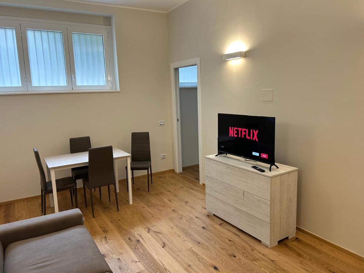 Moscova Luxury Bruno Apartment Milano Esterno foto